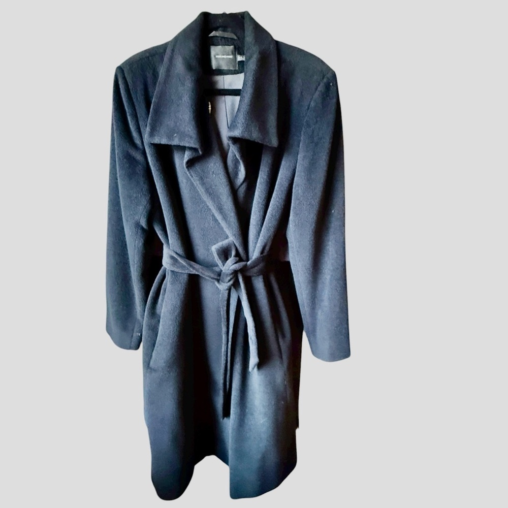 Vintage Bern And Mort Wool/Angora Black Coat -
Size 12